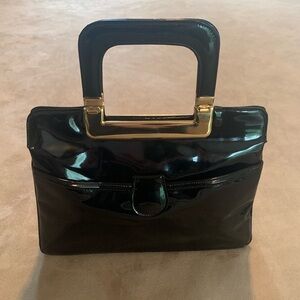 Elegant Vintage 1960’s Black Patent Sachel Purse.